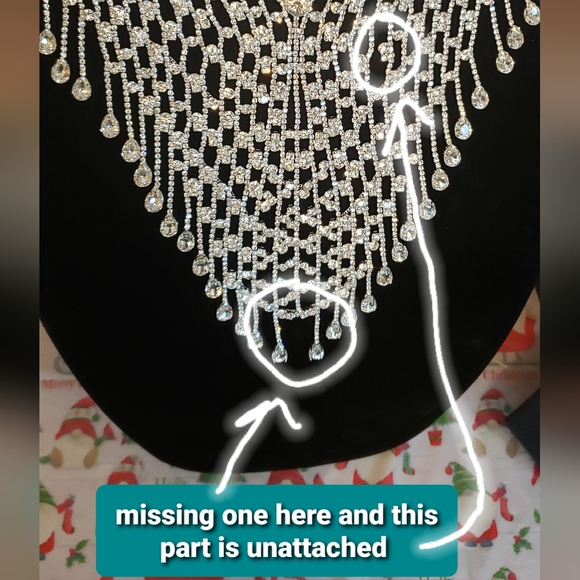 Discounted Natasha Necklace - Picture 3 of 3